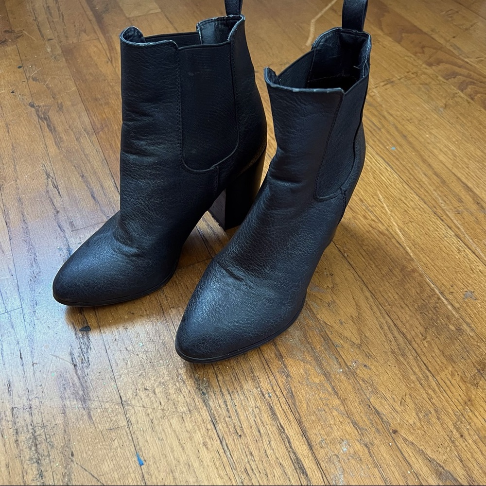 Black Heeled Boots for Women
